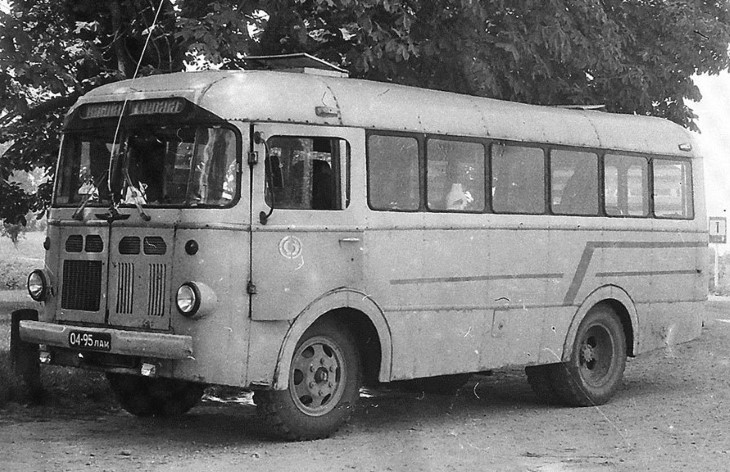 Автобус РАФ-975