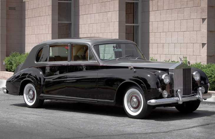 Автомобиль Rolls-Royce Phantom пятого поколения