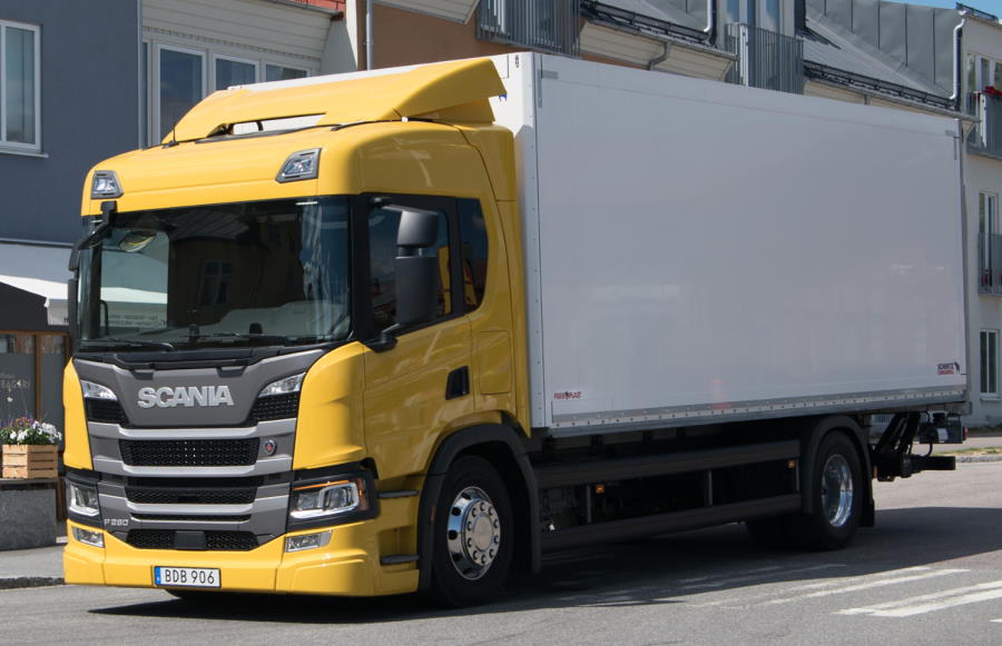  Scania P