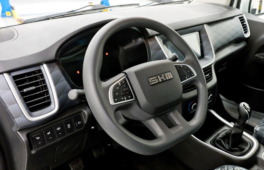 ����� �������� SKM M7