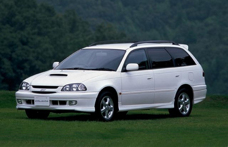 Универсал Toyota Caldina второго поколения (1997-2002)