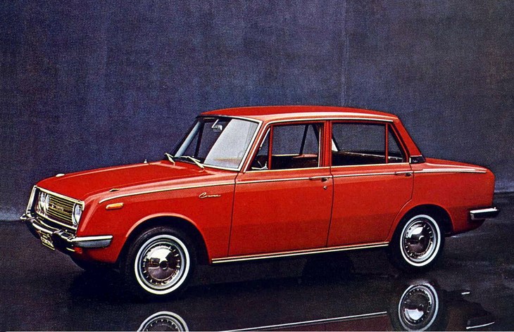 Седан Toyota Corona третьего поколения (1964-1970)