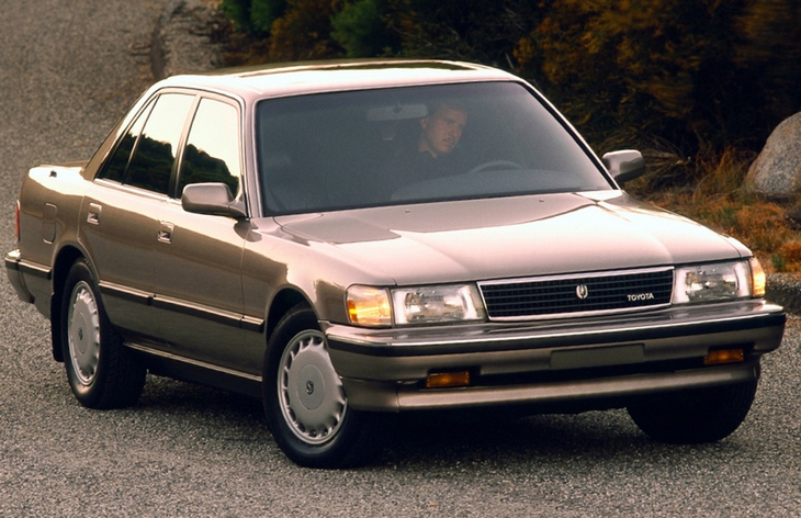 Седан Toyota Cressida четвертого поколения, 1988–1996