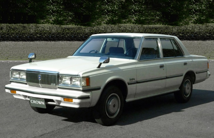 Toyota Crown шестого поколения