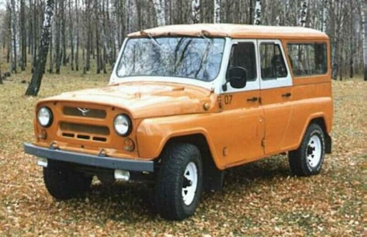 УАЗ 2930
