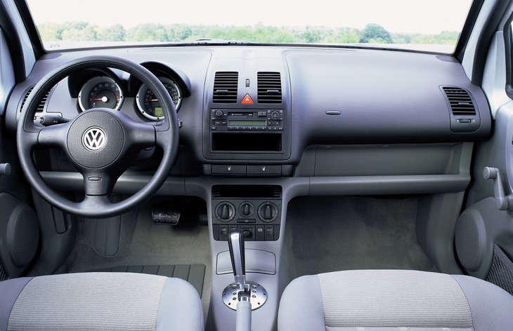 Интерьер хэтчбека Volkswagen Lupo, 1998–2005