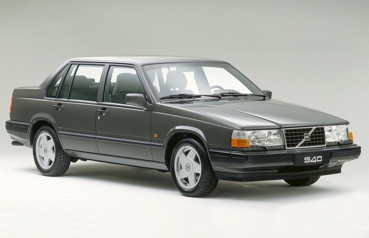 Седан Volvo 940, 1990–1998
