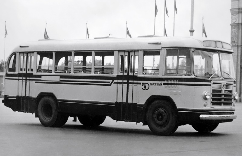 Автобус ЗИЛ-158В, 1961–1970