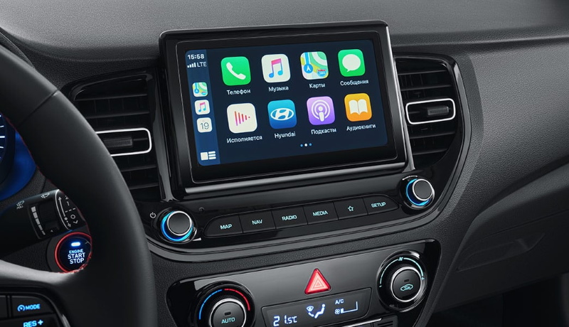 Модернизированная медиасистема получила поддержку функций Apple CarPlay и Android Auto, а также более крупный экран