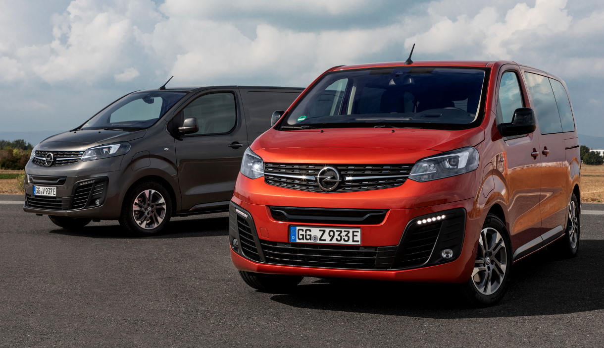 Модели-близнецы семейства K0 предлагаются под марками Citroen, Peugeot, Opel, Vauxhall, Fiat и Toyota