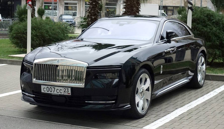 Rolls-Royce Spectre   ( Platesmania.com)