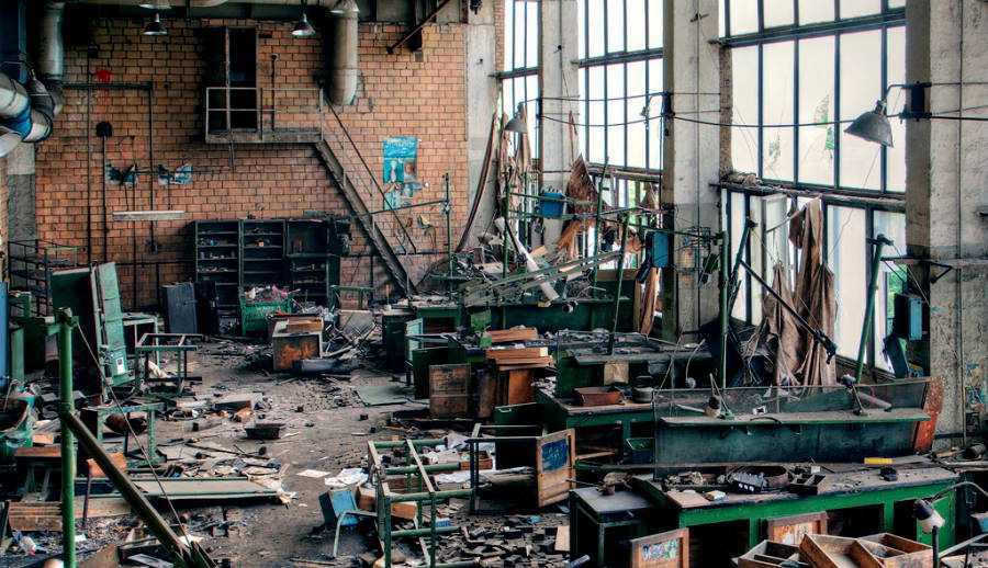 Заброшенный завод ЗИЛ. Фотографии показали, как он выглядел внутри
