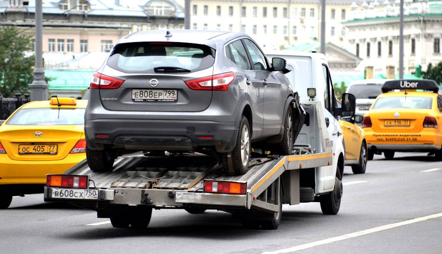 В Москве подняли тарифы на эвакуацию автомобилей