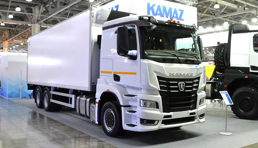 КамАЗ начал выпуск нового грузовика для Магнитов и Пятёрочек