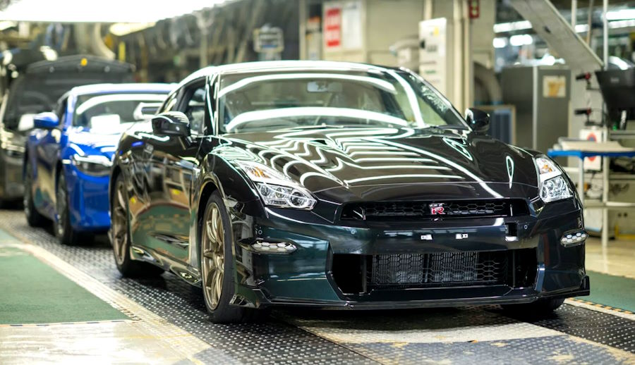 Ниссан завершил производство легендарной модели