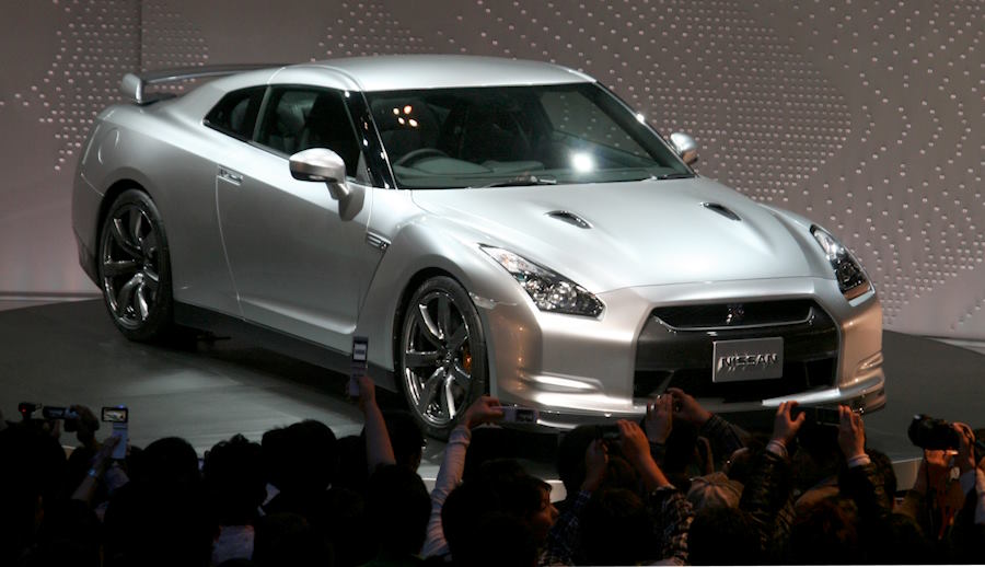 Nissan GT-R       2007  