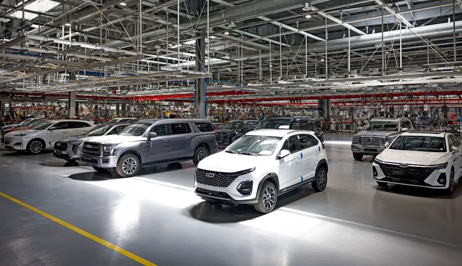 Новый большой автозавод открылся в Казахстане. Какие модели здесь выпускают?