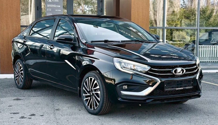 Стало известно, сколько седанов Лада Аура всё-таки удалось продать с начала года