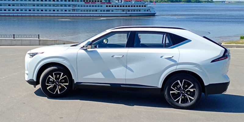 В зоне особого внимания. Тест-драйв кроссовера GAC GS4