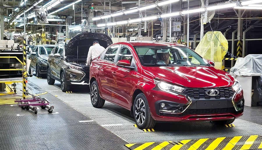 АвтоВАЗ продлил режим неполной рабочей недели до конца года