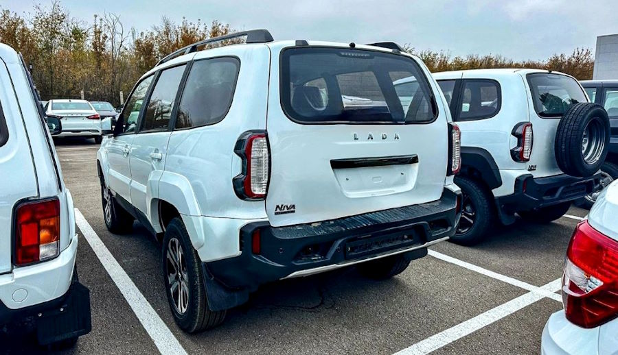 Новая удлинённая Нива: стоит ли её вообще ждать?