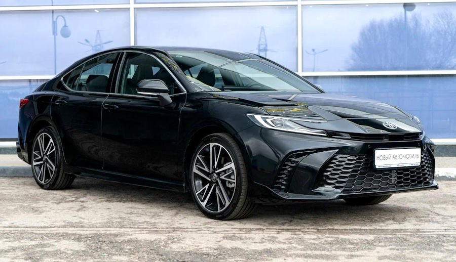 ����� Toyota Camry XV80