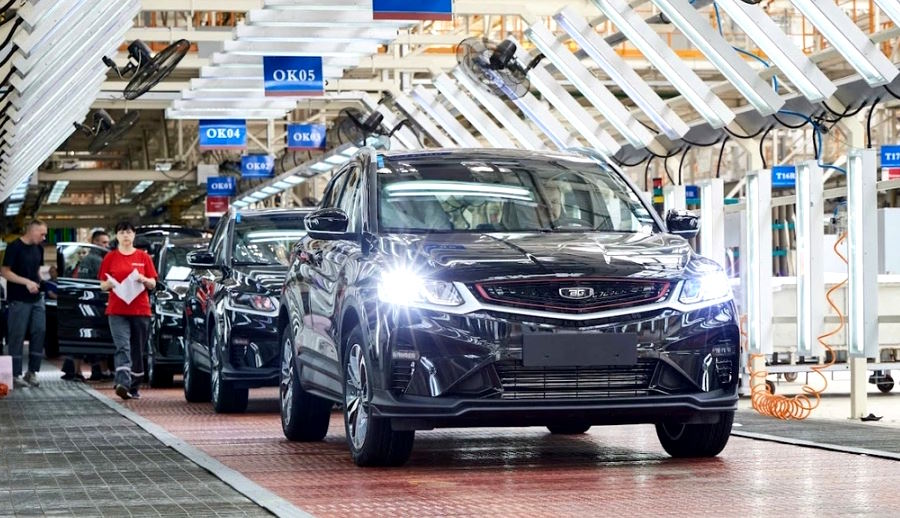 Belgee�X50, ������������� � �������� � 2023 ����, ������������ ����� ��������������� ����� ����������������� ���������� Geely�Cooray