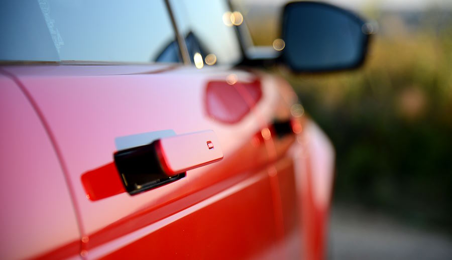 В Китае запретили выдвижные дверные ручки