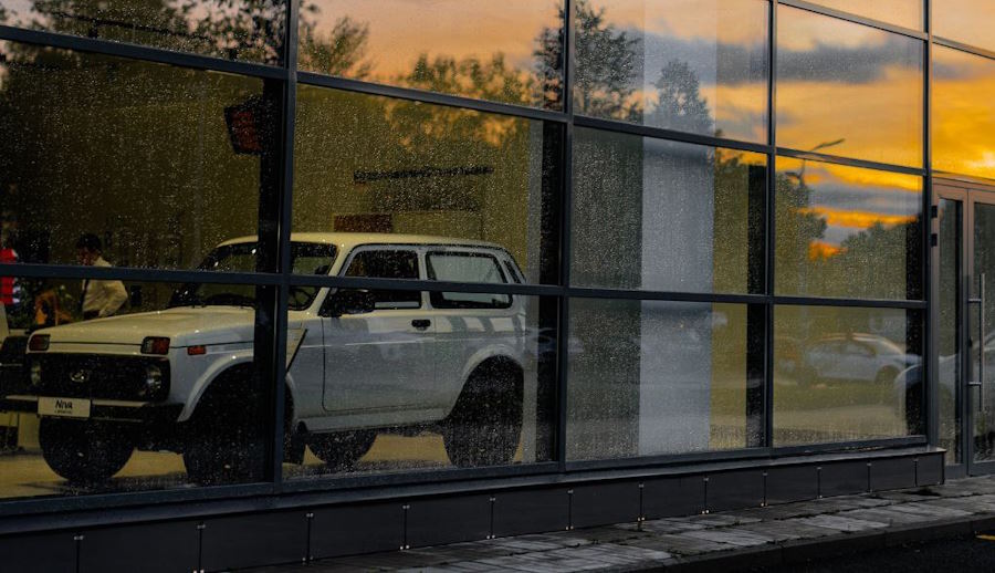 Названы лучшие автомобильные дилеры России