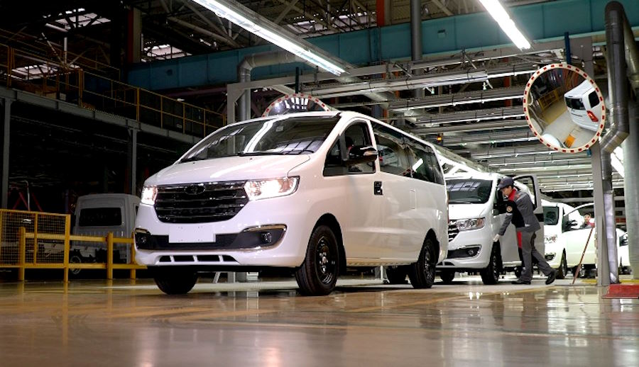 В России начали выпуск нового «народного» минивэна. Цена уже известна