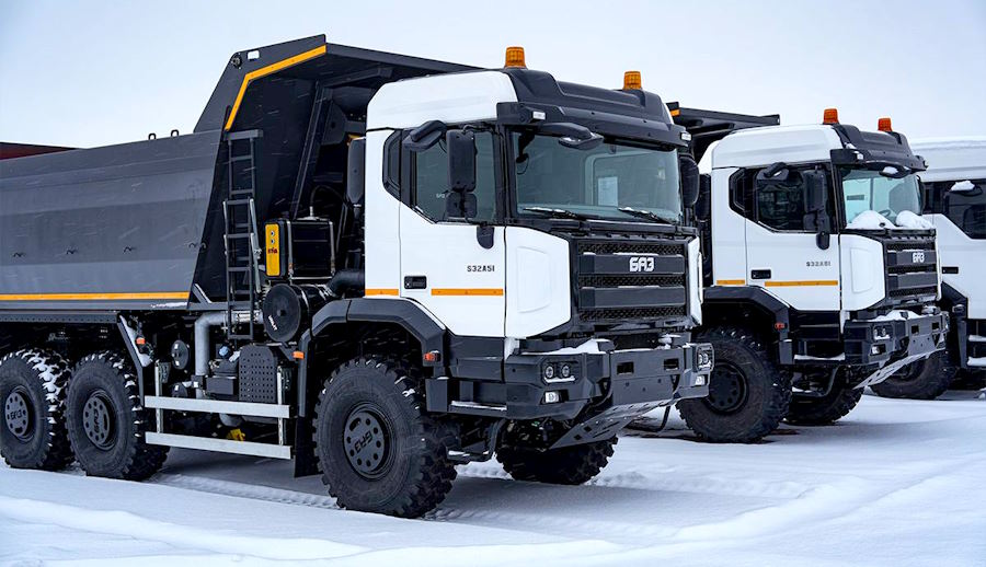 В продажу поступил новый тяжёлый грузовик российской разработки. Цена объявлена