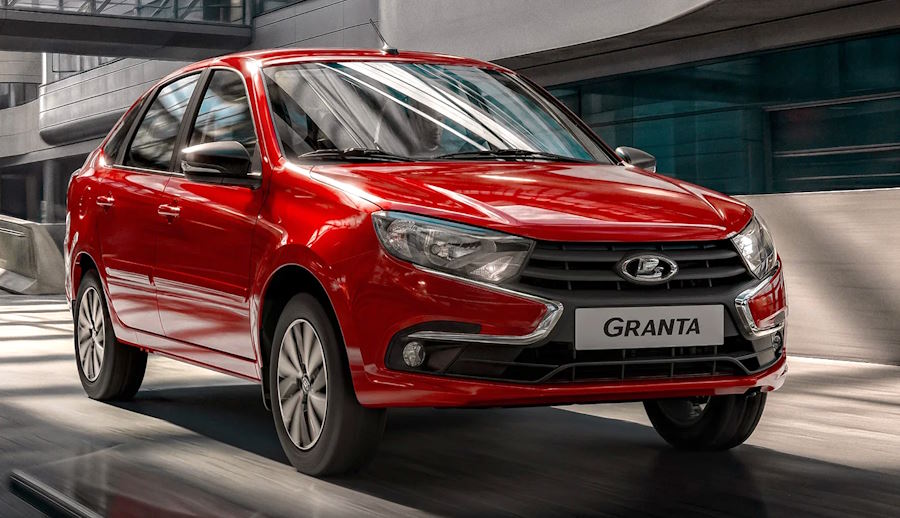 АвтоВАЗ может снижать цены: у лифтбека Лада Гранта появилась более дешёвая версия