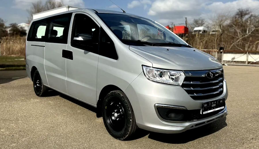 В продаже появился народный минивэн российского производства