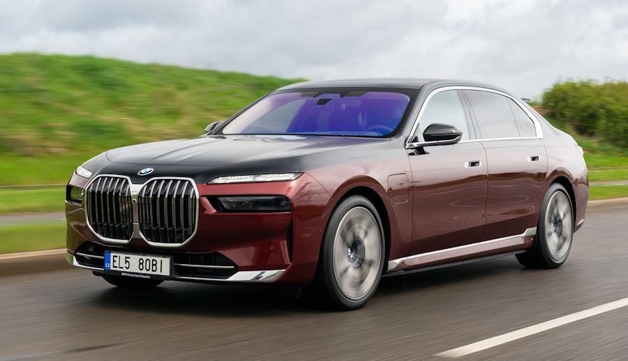 ��� �������� ����� BMW 7 ����� �� ����������� 