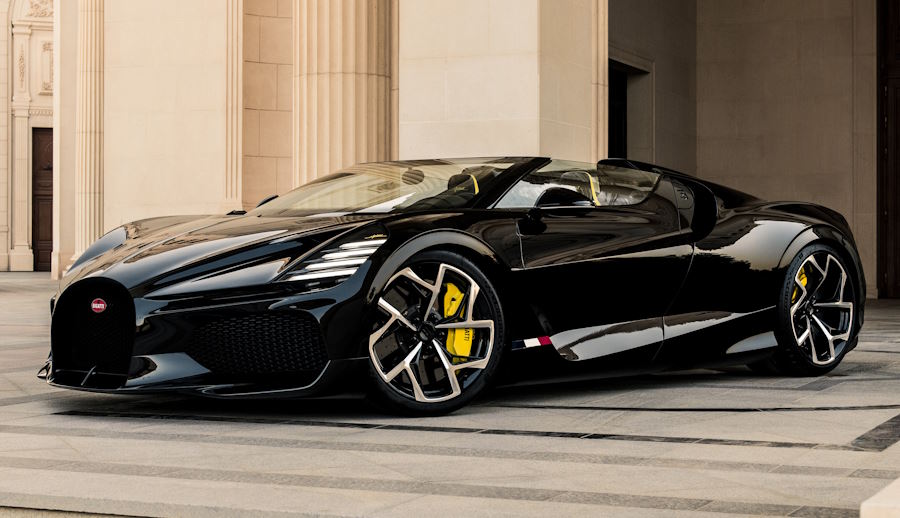 Новый суперкар Bugatti появился в России впервые за 13 лет
