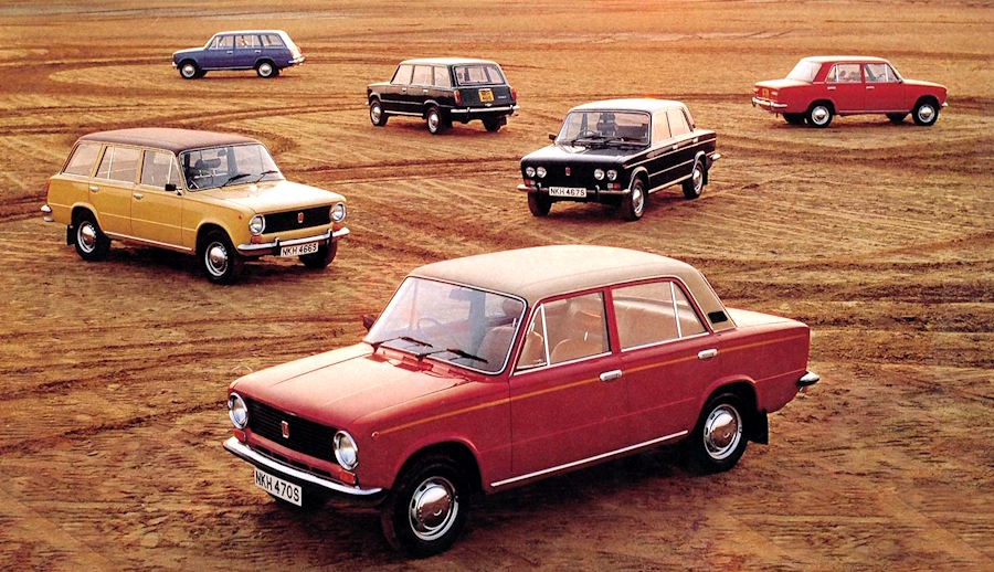 Почему СССР расплачивался за Кока-Колу автомобилями?