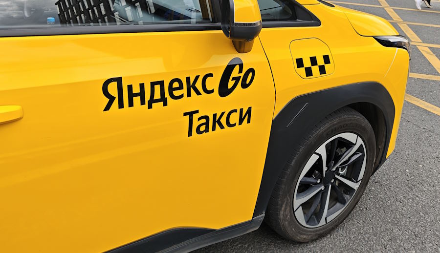 В список автомобилей, которым разрешено работать в такси, добавили ещё две модели