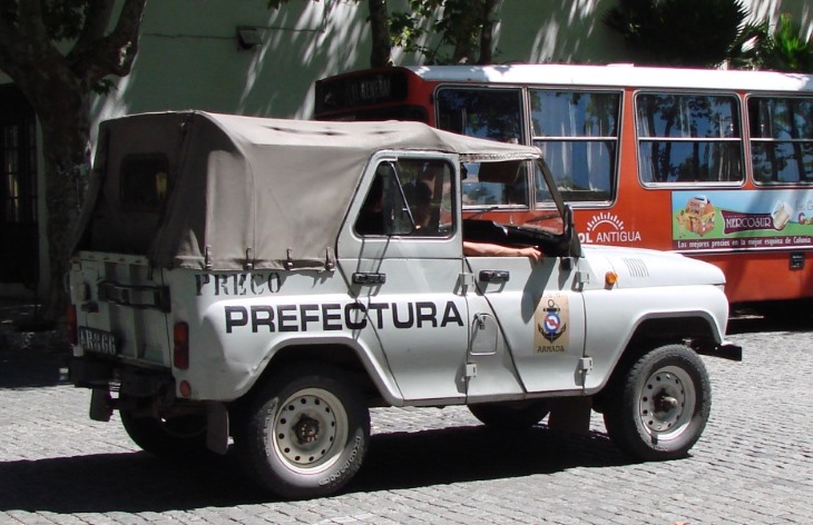 Автомобили УАЗ и сейчас встречаются на дорогах стран Южной Америки, например, в Уругвае (на фото)