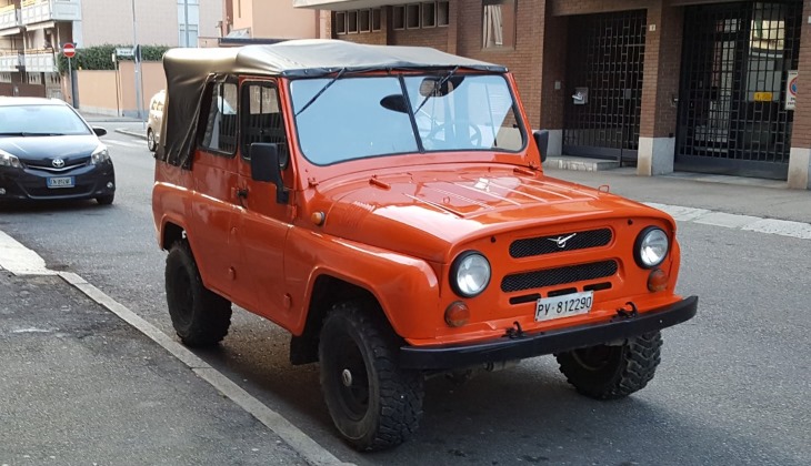 Старые УАЗы до сих пор ездят по улицам итальянских городов