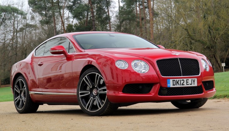 Bentley Continental GT предыдущего поколения с мотором W12 стоит от 14 млн рублей, версия с двигателем V8 — от 12,7 млн рублей