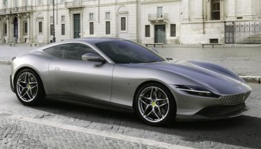 В модельном ряду марки Ferrari появился новый суперкар