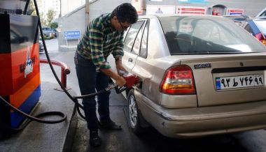 Сколько стоит бензин в протестующем Иране, а также в других странах мира