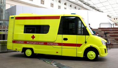 ГАЗ показал новые машины скорой помощи, которые помогут бороться с коронавирусом