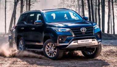 Обновлённый внедорожник Toyota Fortuner для России: более мощный дизель и новые опции