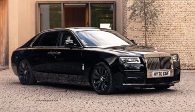 Объявлена рублёвая цена нового седана Rolls-Royce
