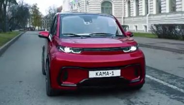 Новый российский электромобиль представили в Москве