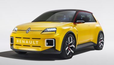 Компания Renault возродила известную в прошлом модель в виде электрокара