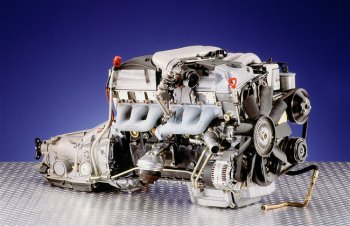 Mercedes-Benz вернется к рядным шестицилиндровым моторам