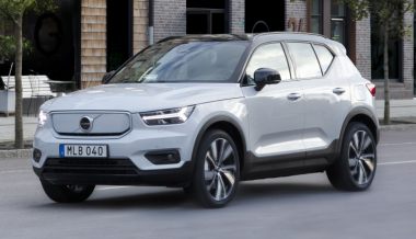 Марка Volvo скоро начнет предлагать электромобили в России