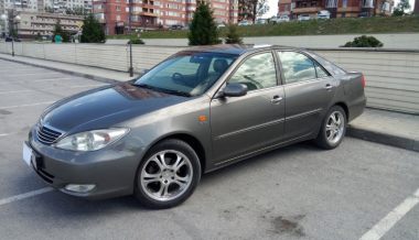 «Тойоту Камри», угнанную 15 лет назад в Новосибирске, нашли и вернули владельцу